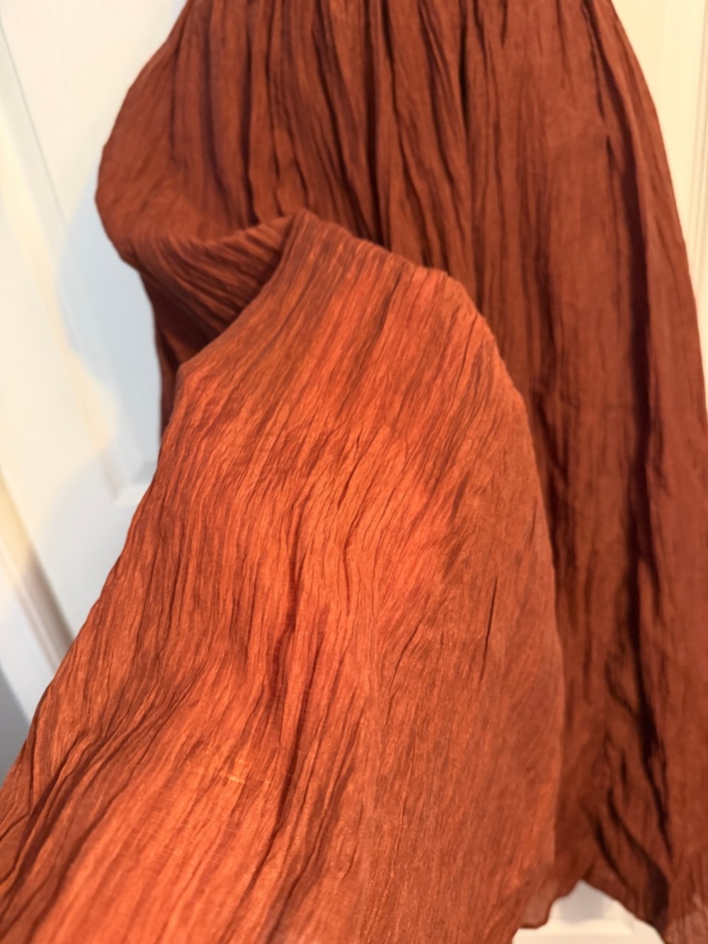 Salome Pleated Flare Midi Skirt ASTR the label size medium. Rust Brown - Picture 5 of 11